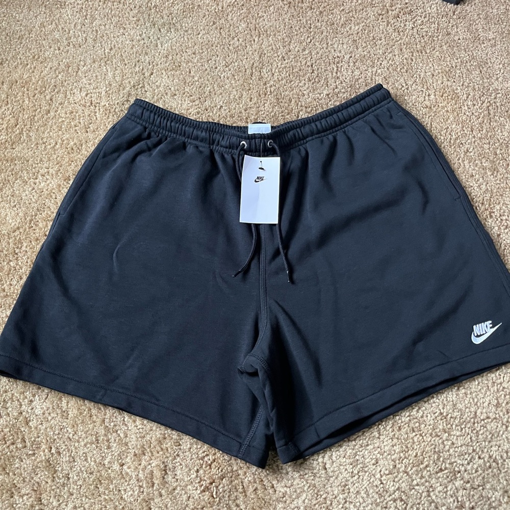 Nike Men's Dark Gray Athletic Shorts